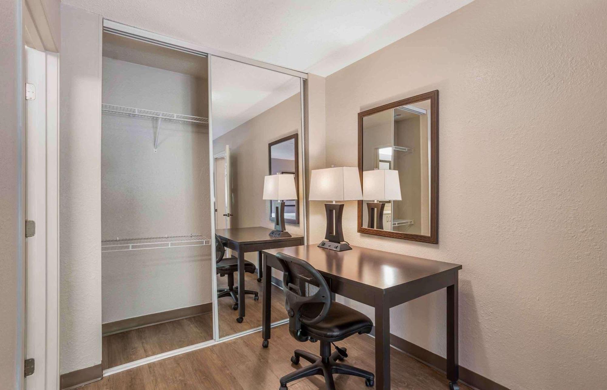 Extended Stay America Suites - Norwalk - Stamford Экстерьер фото